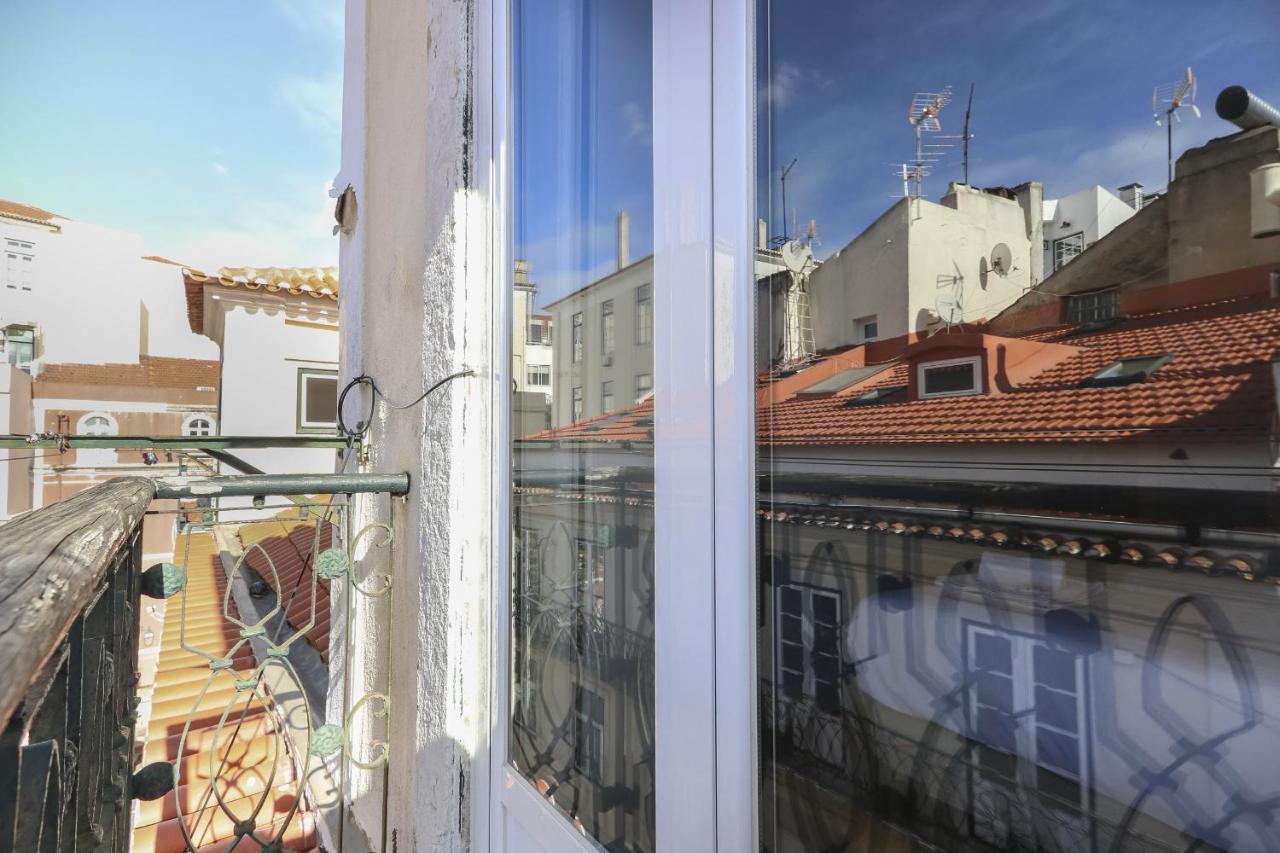 Chiado Views By Homing Leilighet Lisboa Eksteriør bilde
